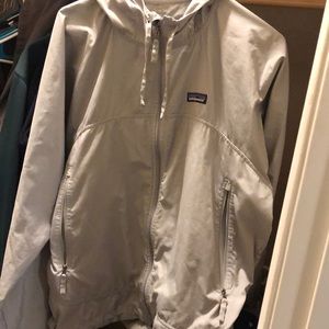 Patagonia light pullover